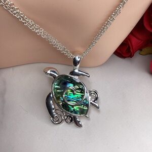 NEW PERIWINKLE BY BARLOW TURTLE SILVER NECKLACE BEACH VACATION NWT